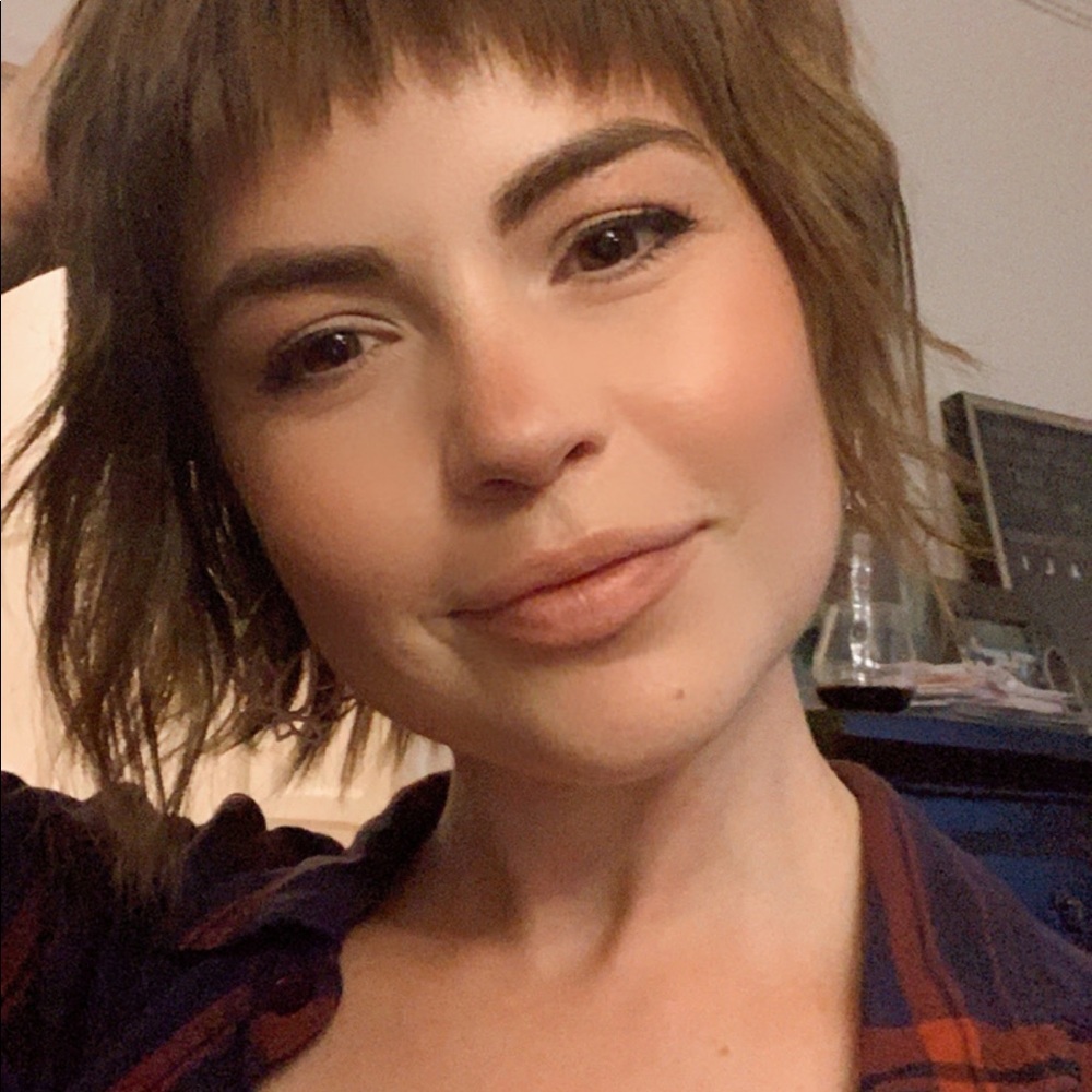 Meet your Posher, Stacy